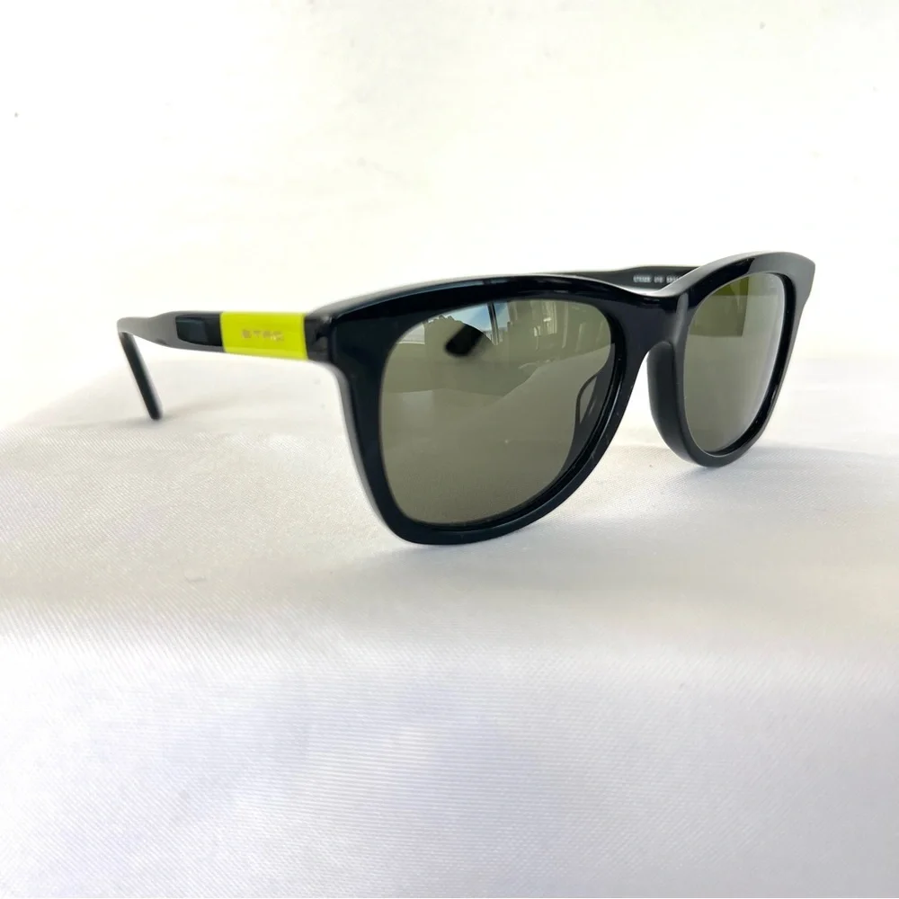ETRO ET632S 010 Black Cat Eye Style Lenses Black Neon Green Frame Sunglasses